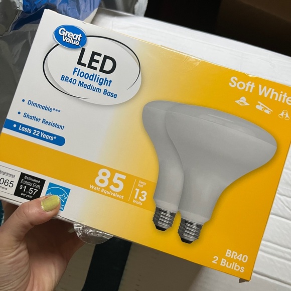 2 New 12-Packs Great Value LED Soft White 60 Watt Equivalent Light Bulbs - Picture 4 of 5